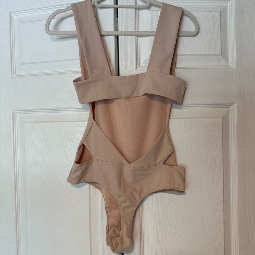 Free people Beige Sleeveless Bodysuit size medium - Picture 2 of 5